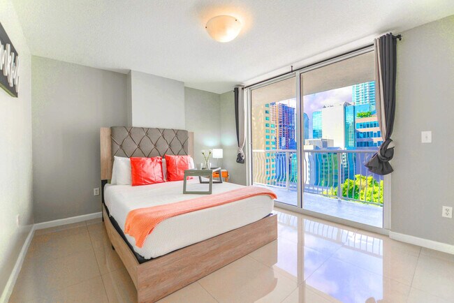 Foto del edificio - 1200 Brickell Bay Dr