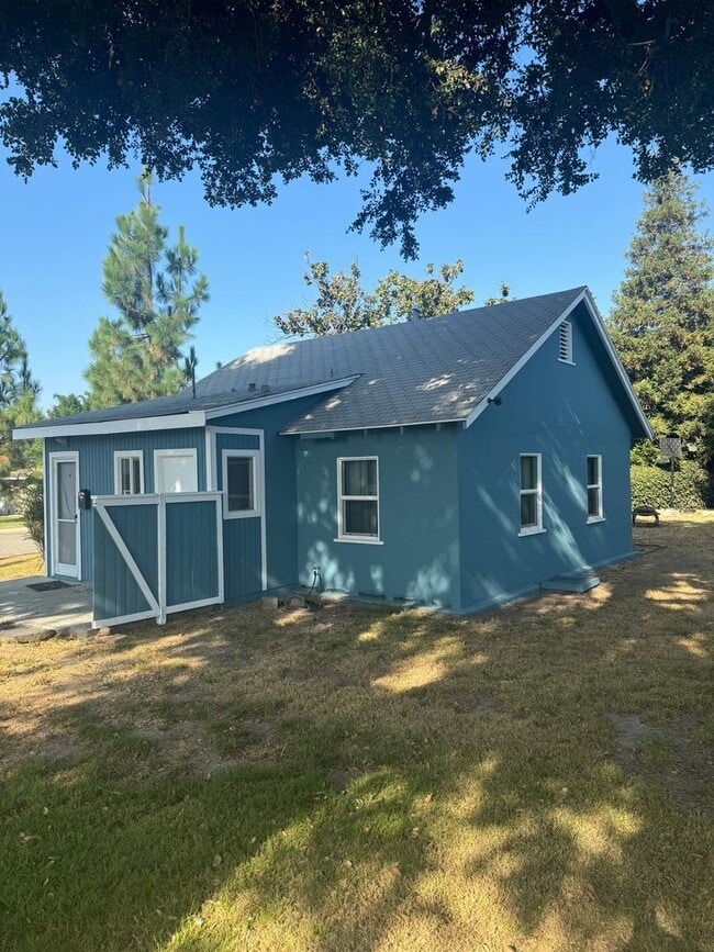 Building Photo - 1757 6th St