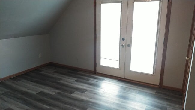 Foto del edificio - 1539 E Mason St