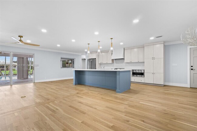 Foto del edificio - 6000 SW 17th St