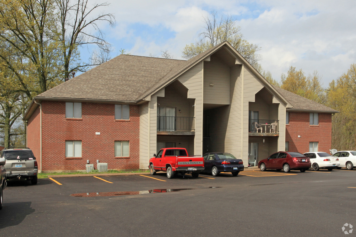 Primary Photo - Shepherdsville Manor Apartments