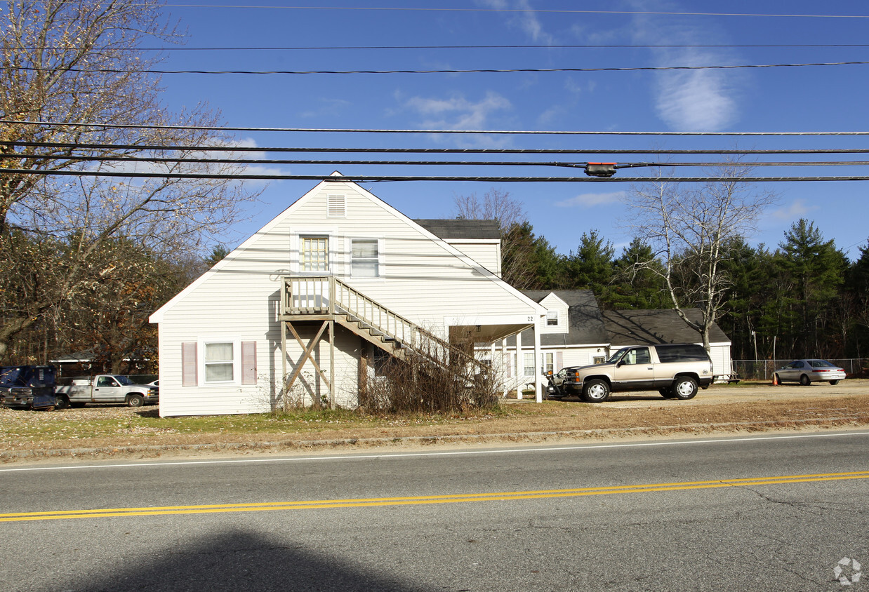 Building Photo - 227 Main St