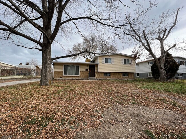 Building Photo - 4281 S 2200 W