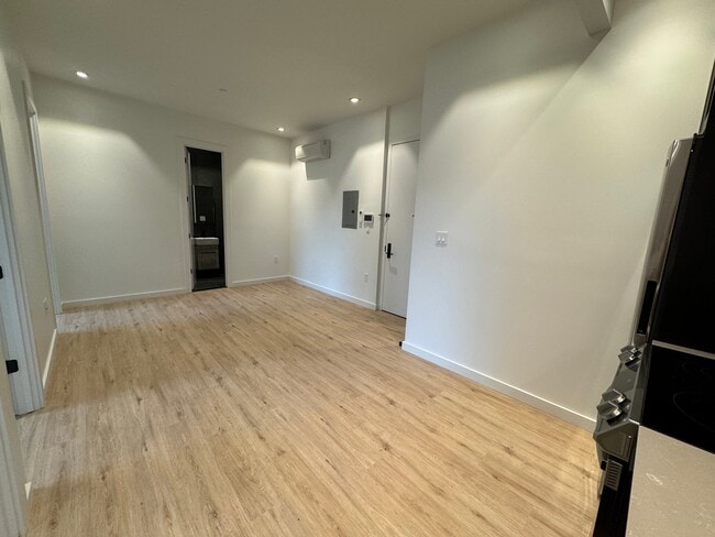 Photo - 23 Eldert St (Brooklyn, NY) Apartment
