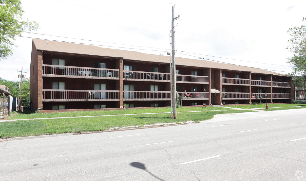 Building Photo - 640 S 17th St