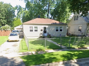 Building Photo - 2919 Kenmore Ave
