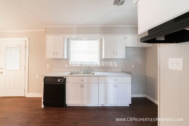 Foto del edificio - 3109 Christine Rd