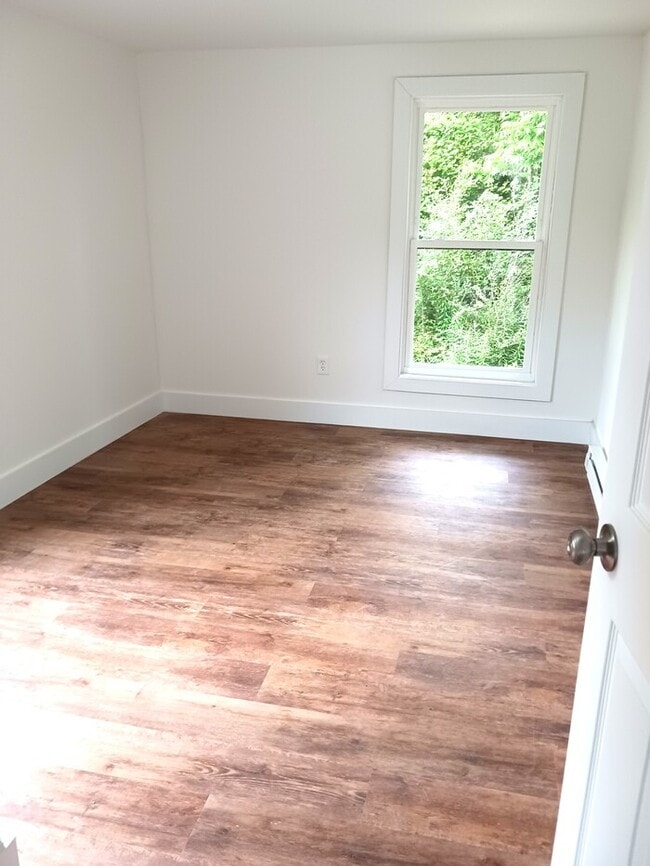 Building Photo - Two bedroom house in Lancaster SC availabl...