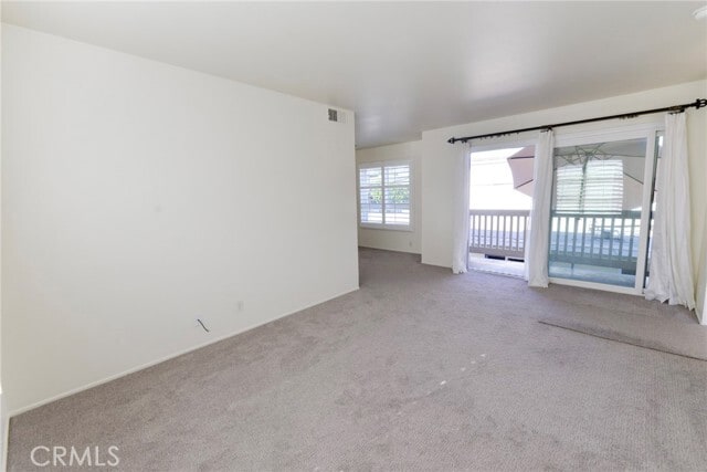 Foto del edificio - 236 Avenida Del Poniente