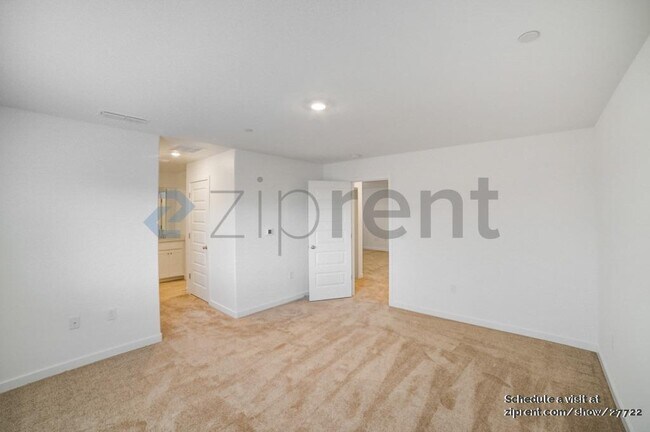 Foto del edificio - 4400 Wax Myrtle Wy