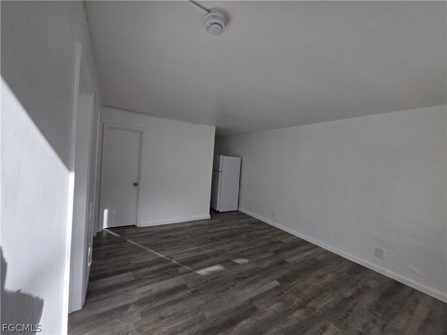 Building Photo - 3033 2nd St