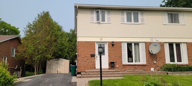 Building Photo - 75 Dalehurst Dr