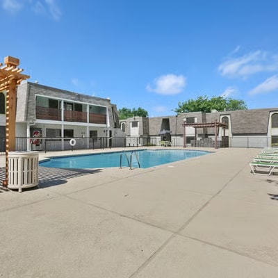Building Photo - 3101 E Park Row Dr
