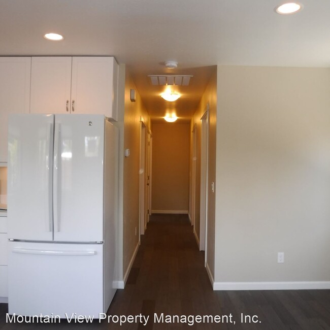 Foto del edificio - 1609 NE 8th St