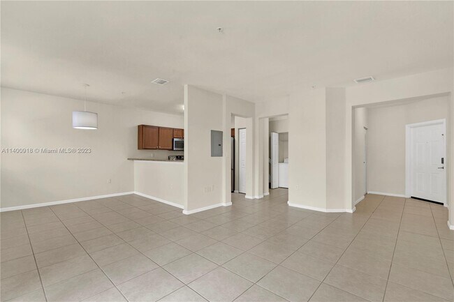 Foto del edificio - 8620 NW 97th Ave