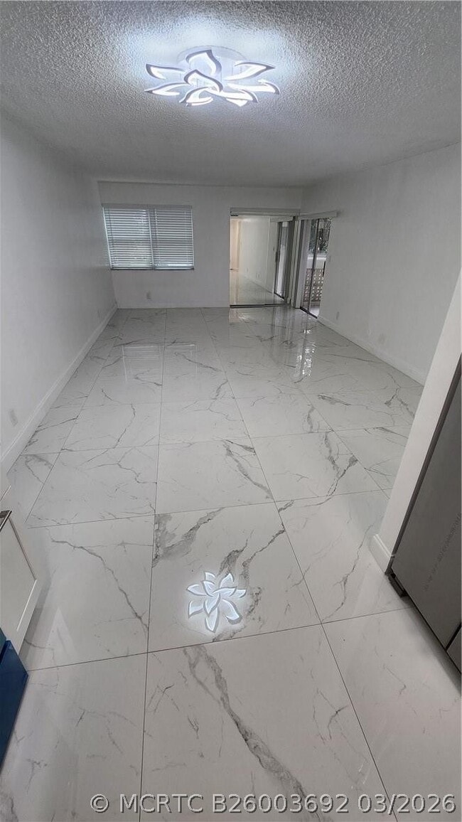 Building Photo - 3301 Spanish Moss Terrace