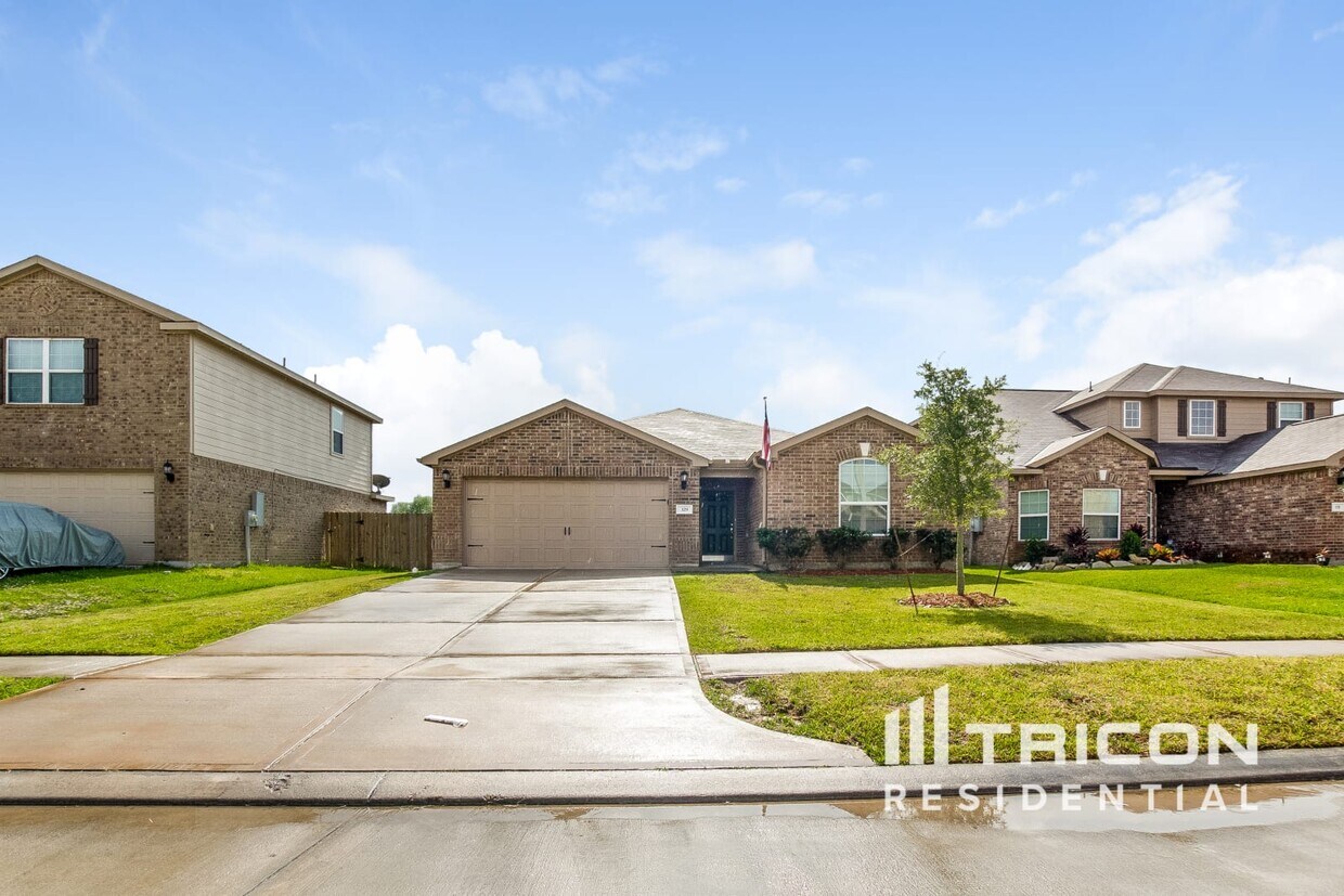 Foto principal - 329 Shoshone Ridge Drive La Marque TX