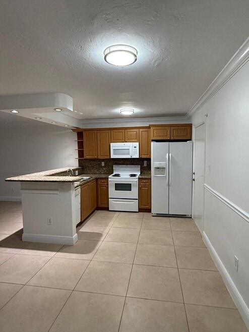 Building Photo - 7477 SW 82nd St