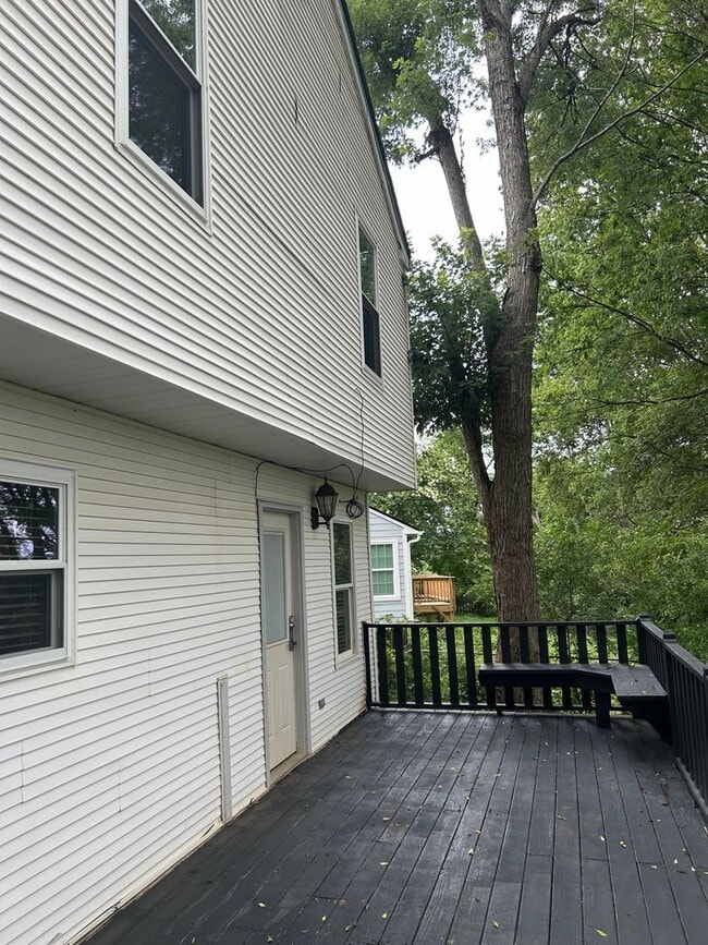 Building Photo - 4 Bedroom Single Family Home in Cartersville