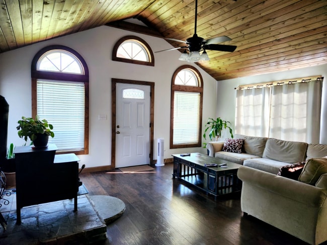 Building Photo - 7055 Tomotley Rd