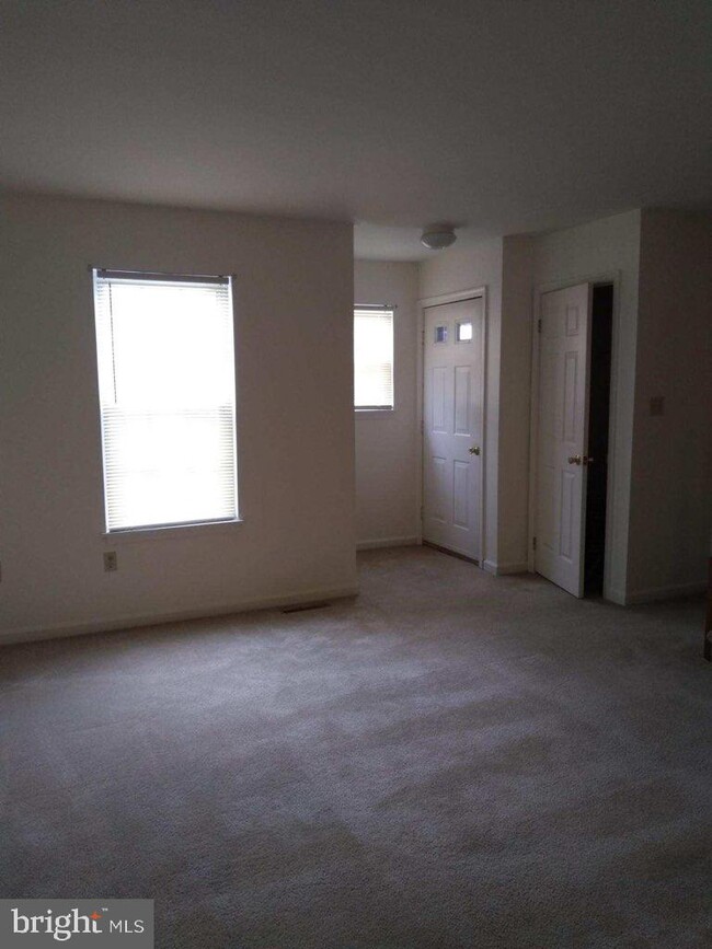 Foto del edificio - 791 Old Silver Springs Rd
