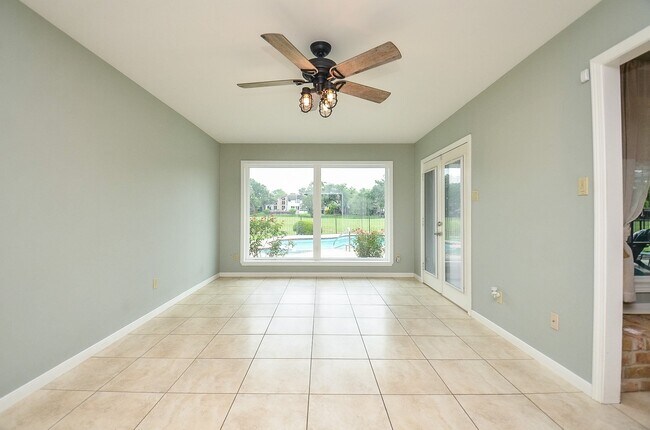 Foto del edificio - 2106 Glenn Lakes Ln