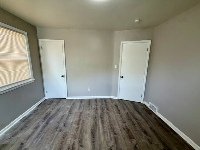 Foto del edificio - Newly Renovated 2 Bedroom Brick Ranch – $1,300/Month Section 8 Only