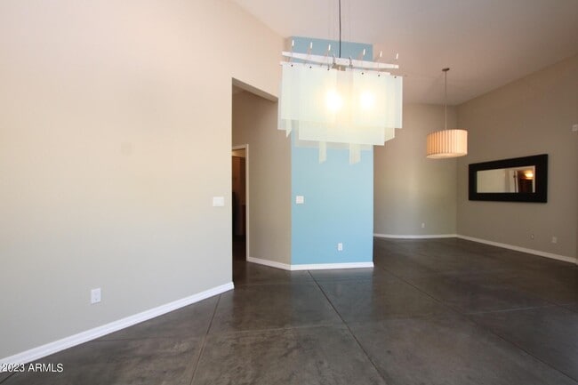 Building Photo - 5844 E Carefree Mountain Dr