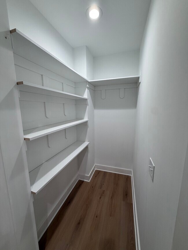 Foto del edificio - 2756 N Booth St