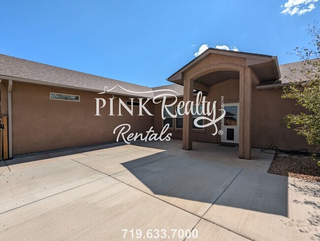 Foto del edificio - 1325 N Challenger Pl