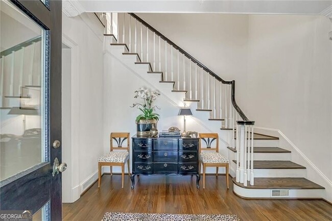 Building Photo - 3382 Habersham Rd NW