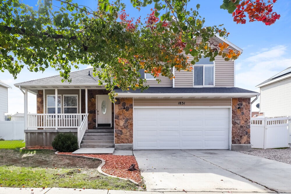 Foto principal - 1831 W Quarter Horse Ave