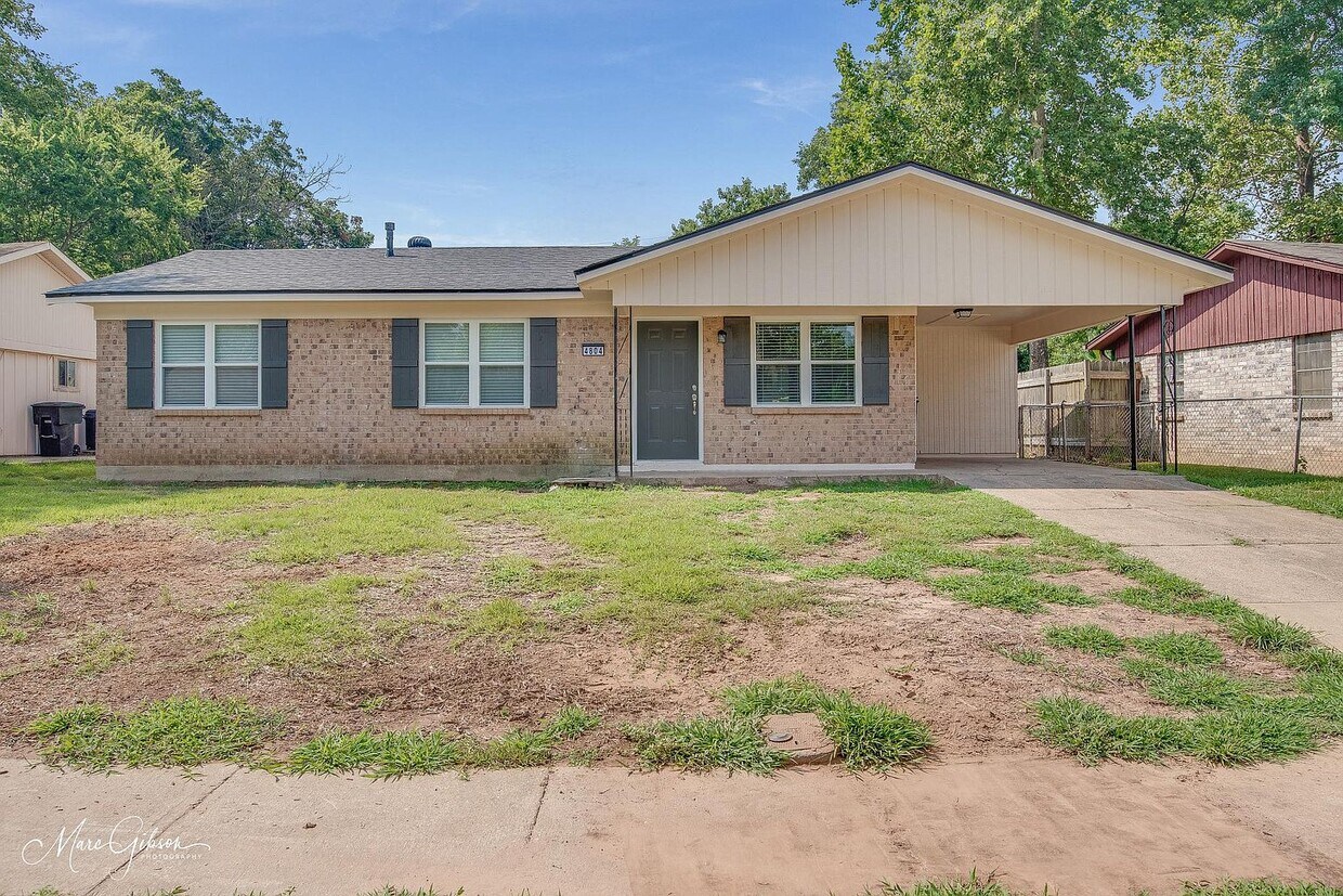 Primary Photo - 4804 Birdwell Ln