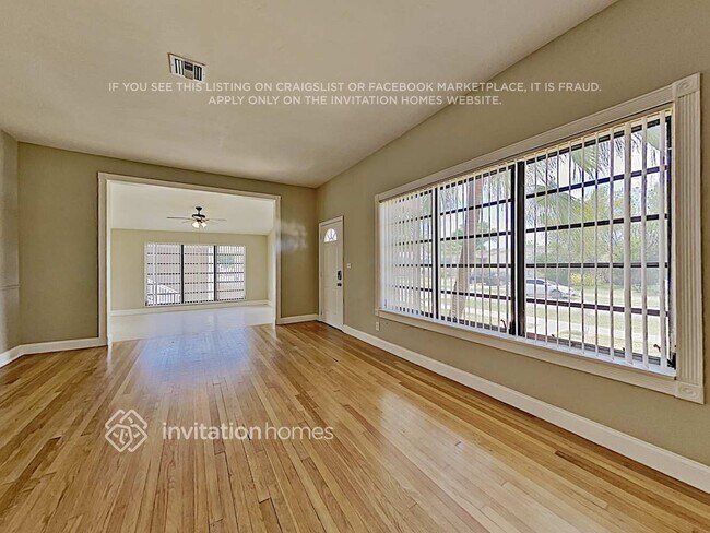 Building Photo - 7925 SW 22nd St