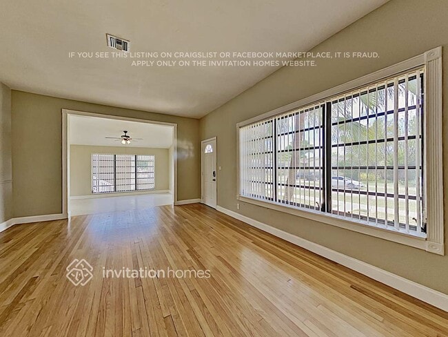 Foto del edificio - 7925 SW 22nd St