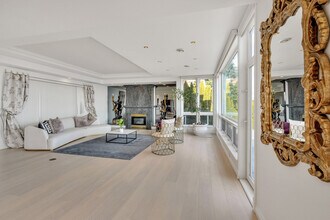 Building Photo - 1571 Chippendale Ct