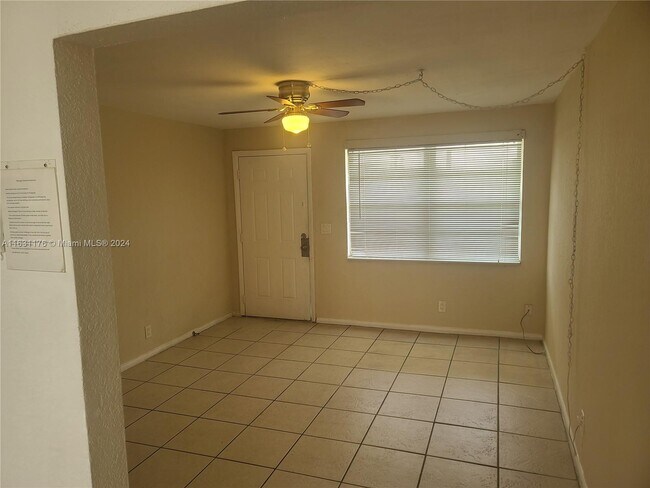 Foto del edificio - 1300 Douglass Ave