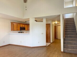 Building Photo - 3320-3322 Ridgecrest Cir