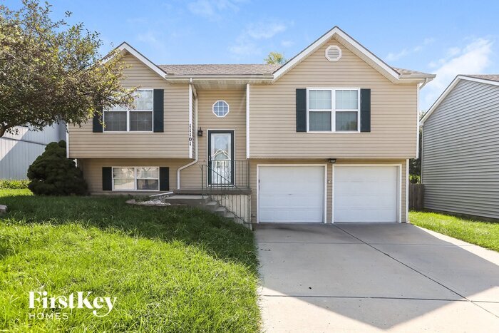 Primary Photo - 11101 N McKinley Ave