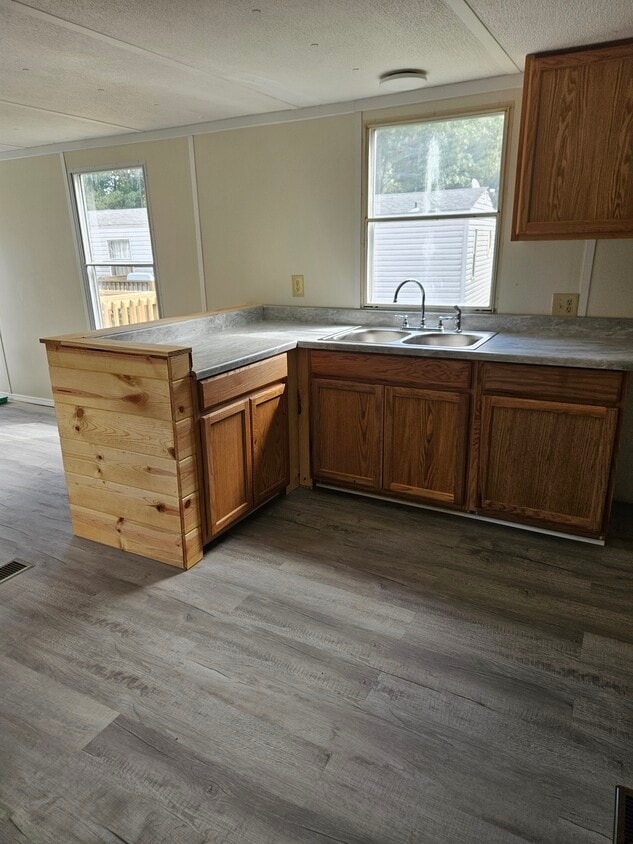 Foto principal - 3233 Clark Loop