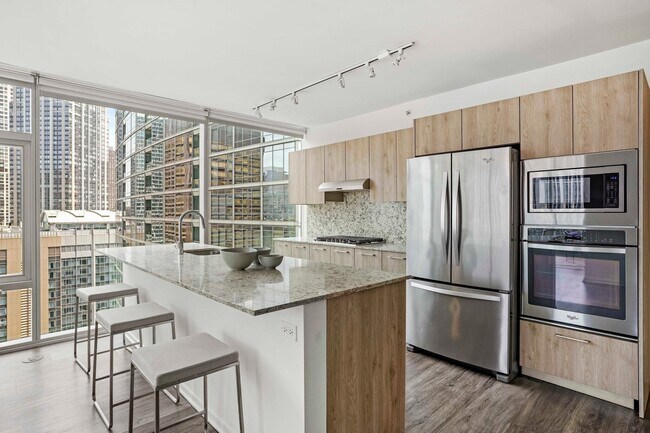 Foto del edificio - 222 E Illinois St