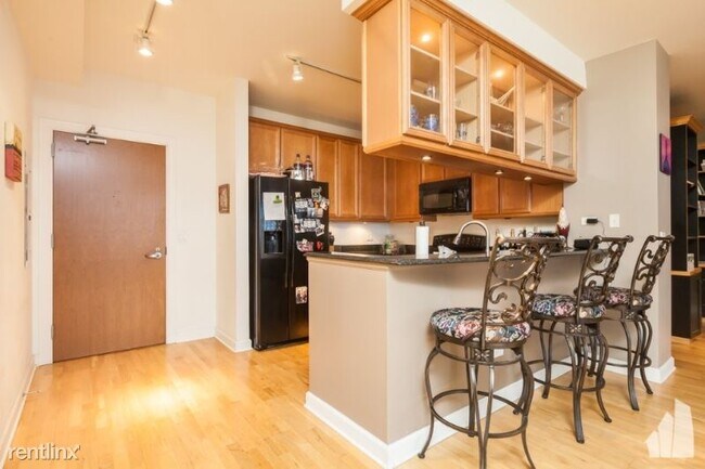 Foto del edificio - 1831 S Calumet Ave