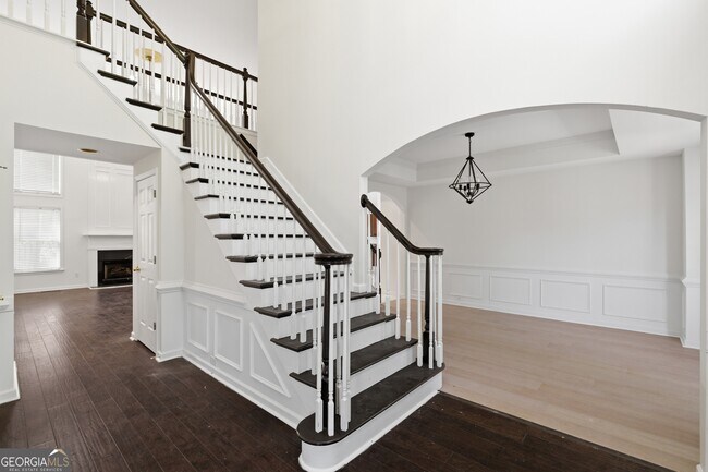 Foto del edificio - 1702 Clay Brooke Ct SE