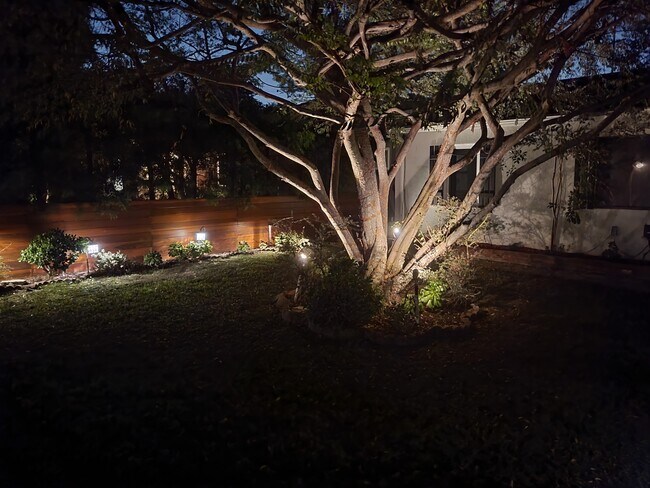 Foto del edificio - 2324 Pier Ave
