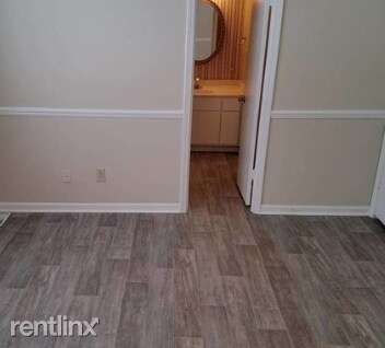 Building Photo - 3 br, 2 bath House - 6024 Regent Mnr