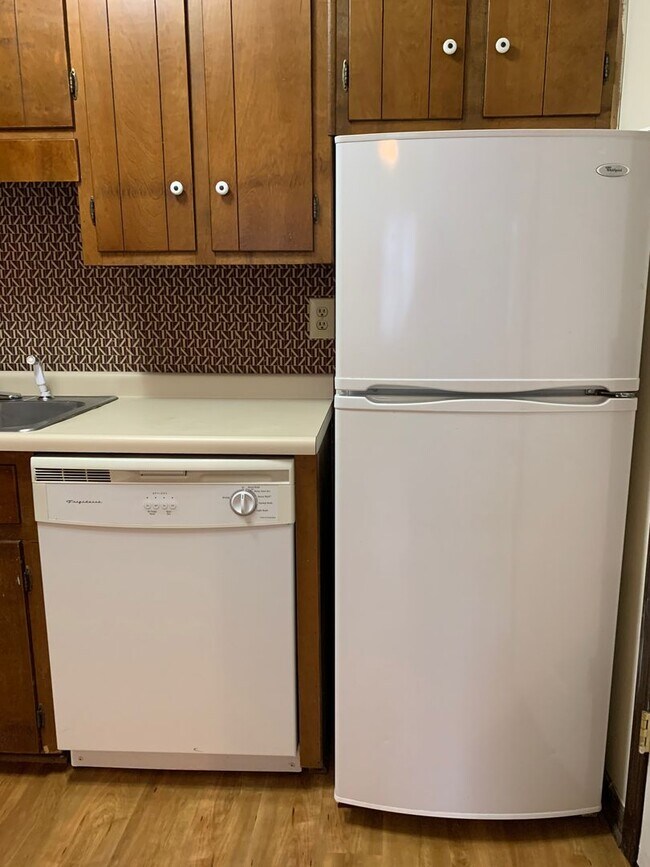 Foto del edificio - 1 Bedroom condo- Steps away from UGA! Available early August 2026