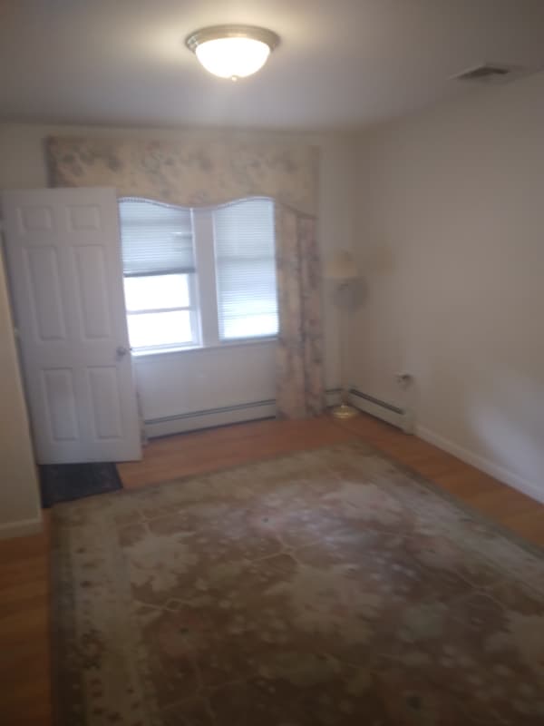 Photo - 215 Summit St Apartment