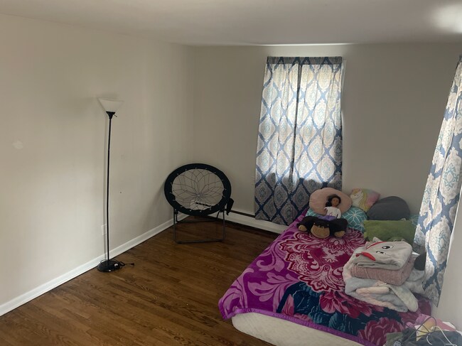 Building Photo - 679 Ferne Blvd