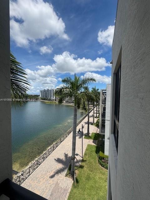 Foto del edificio - 4640 NW 84th Ave