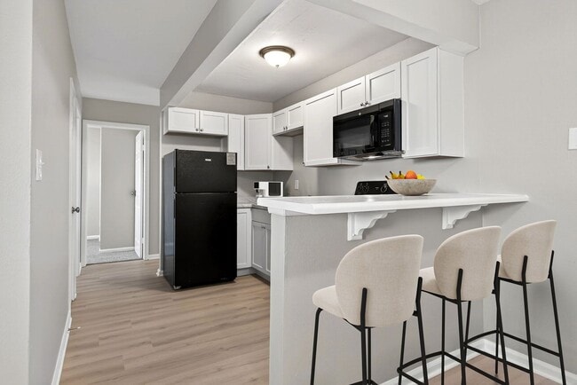 Interior Photo - Monroe Terrace